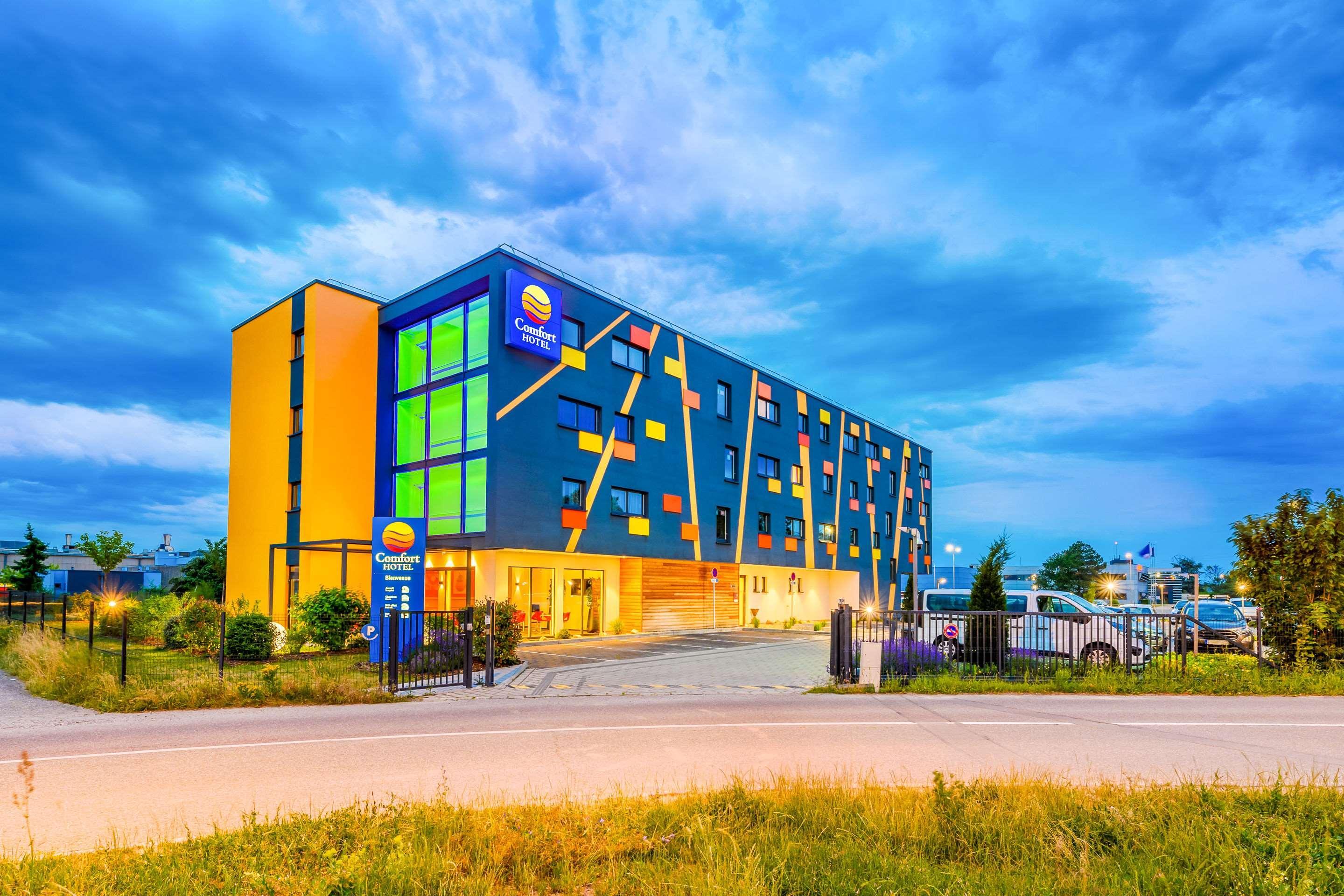 Comfort Hotel Expo Colmar Exterior foto
