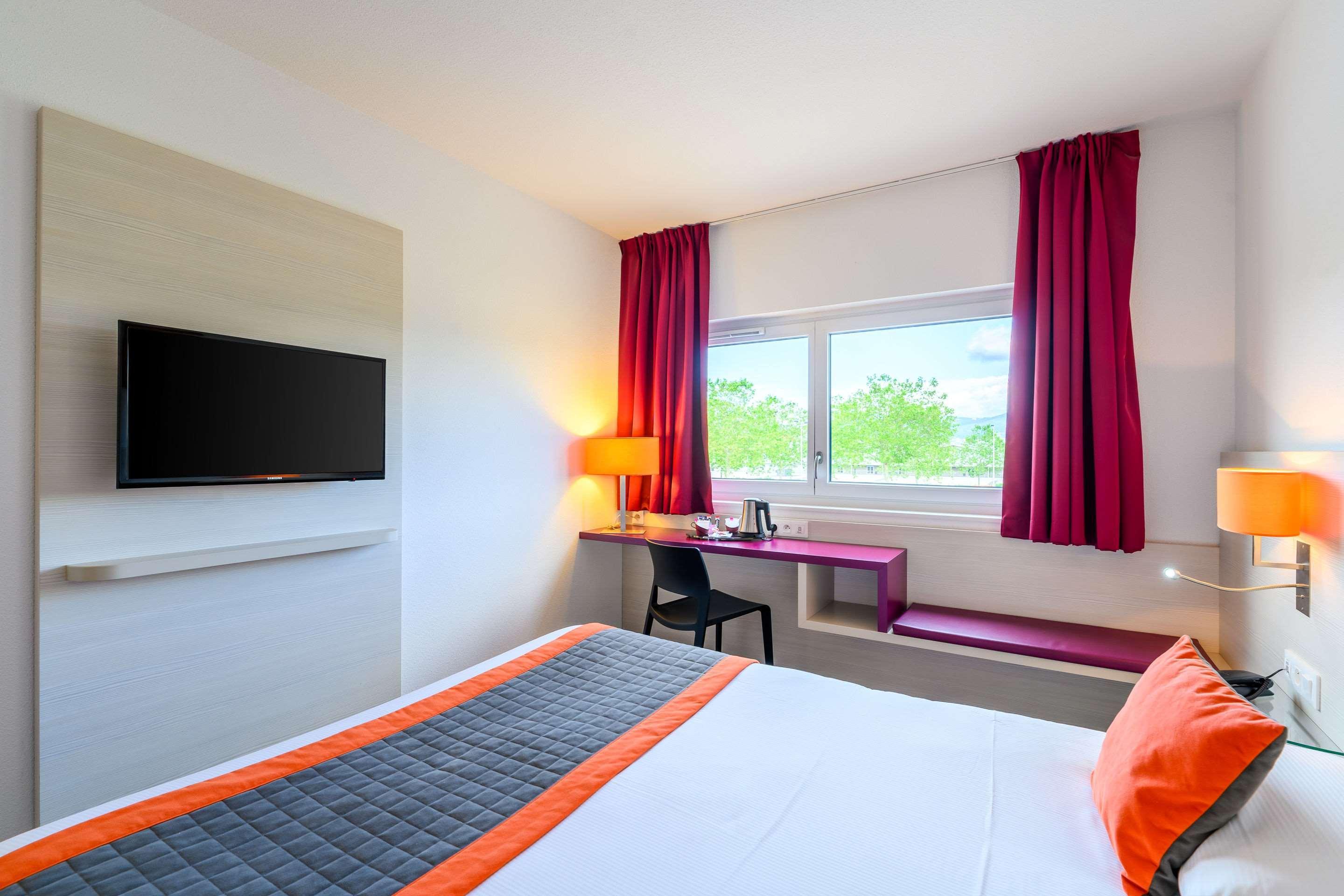 Comfort Hotel Expo Colmar Exterior foto