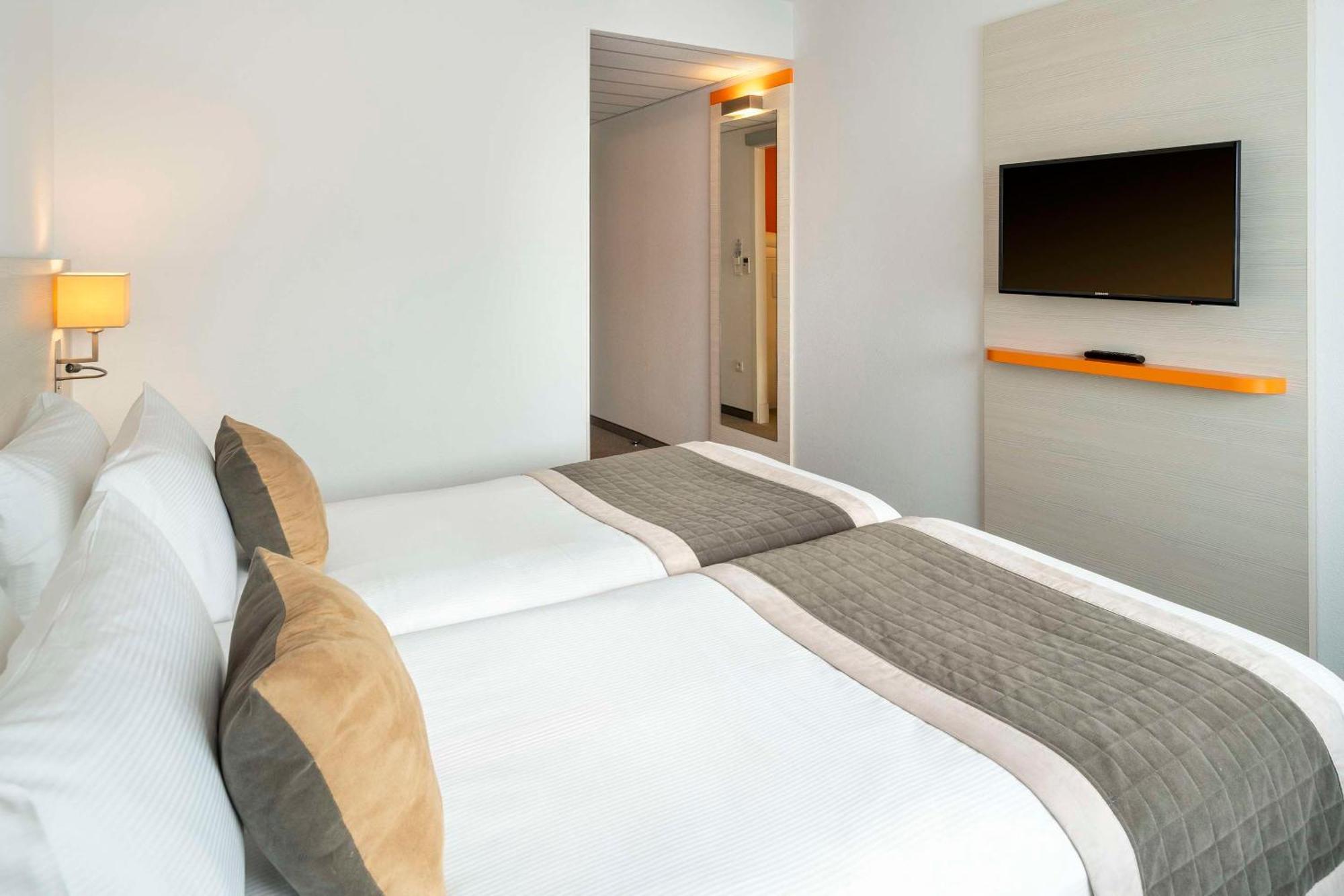 Comfort Hotel Expo Colmar Exterior foto