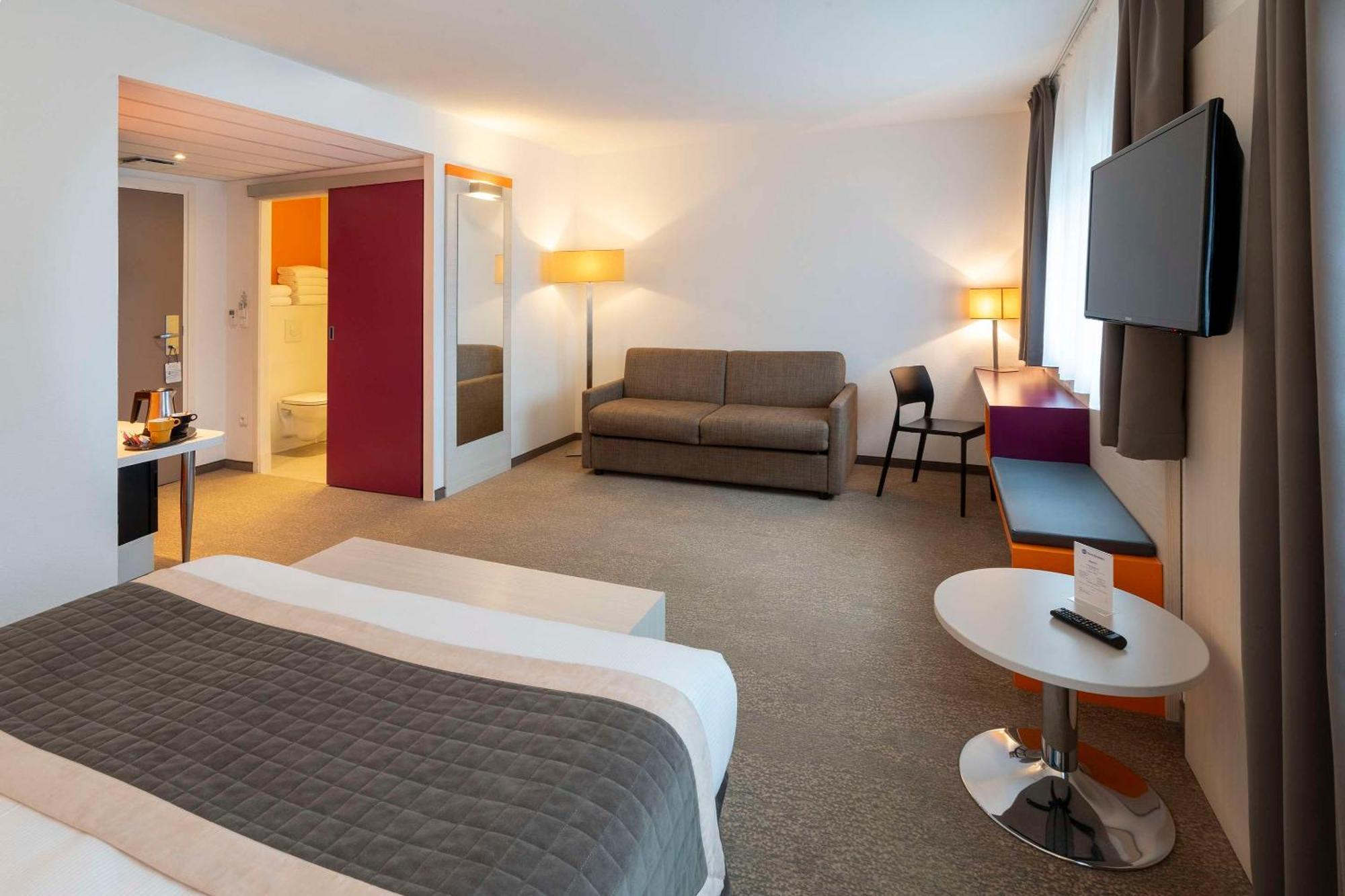 Comfort Hotel Expo Colmar Exterior foto